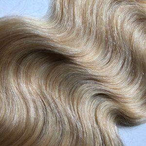 613 Blonde 24" hair bundle weave weft body wave